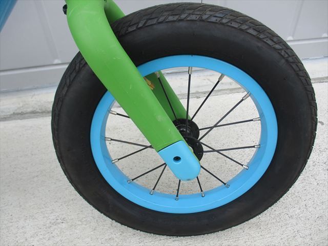 F32☆整備済み☆完成車発送☆中古子ども自転車【GIANT PRE 12インチ 