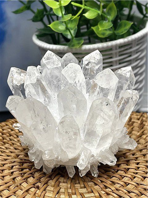 メルカリ AAA級☆天然高透明度水晶原石B88B3⁄59B07B 公式通販 入手困難