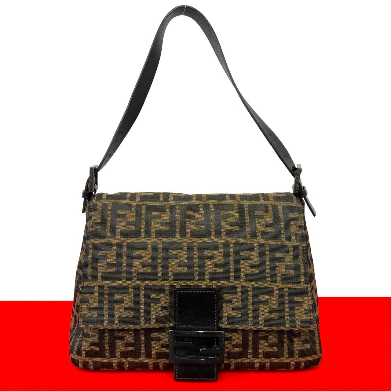 極美品■FENDI マンマバケット　ズッカ　FF金具　ブラウン　ショルダーバッグ FENDI マンマバケットズッカFF金具ブラウンショルダーバッグ 【公式通販】