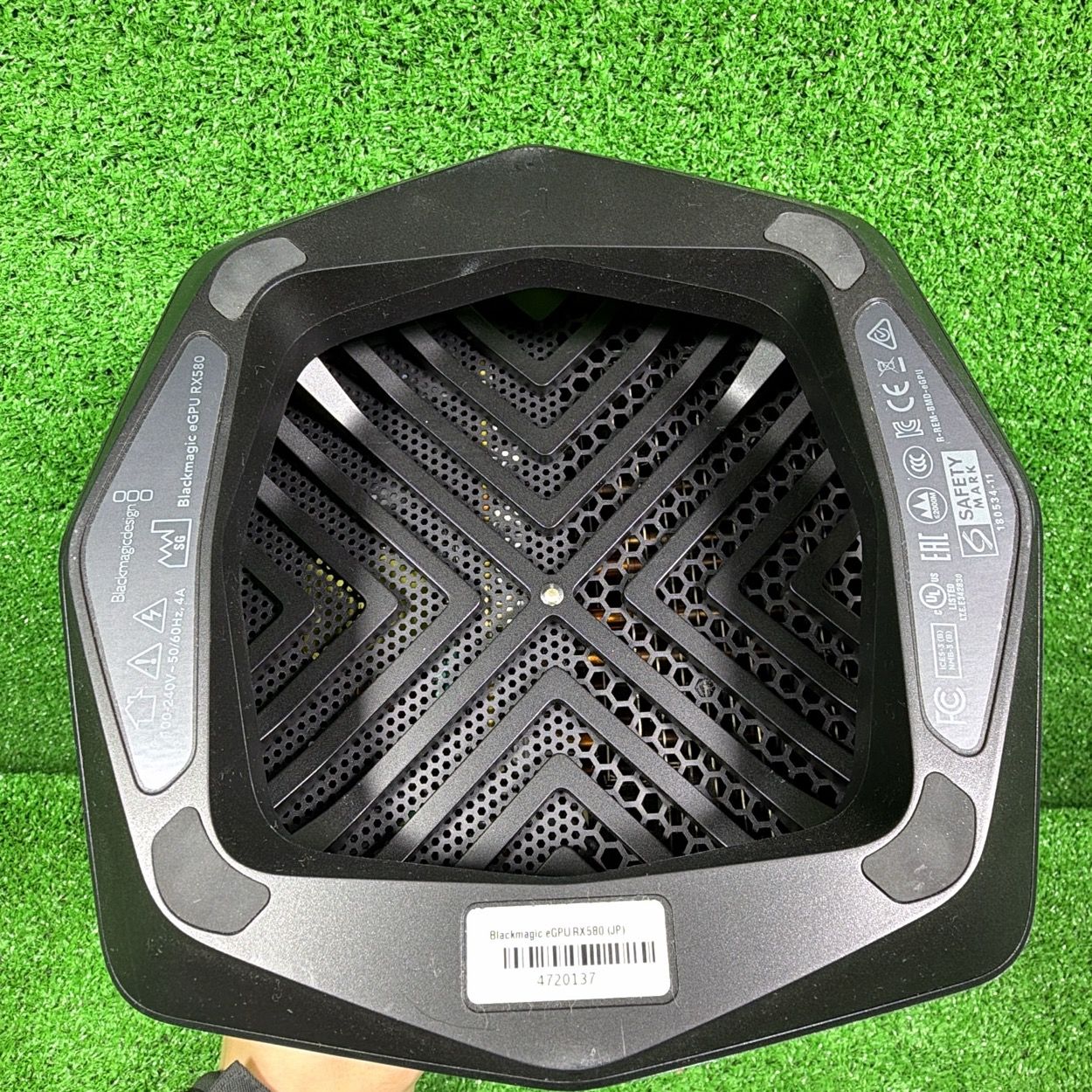 現状品】Blackmagic eGPU RX580 Mac用 - メルカリ