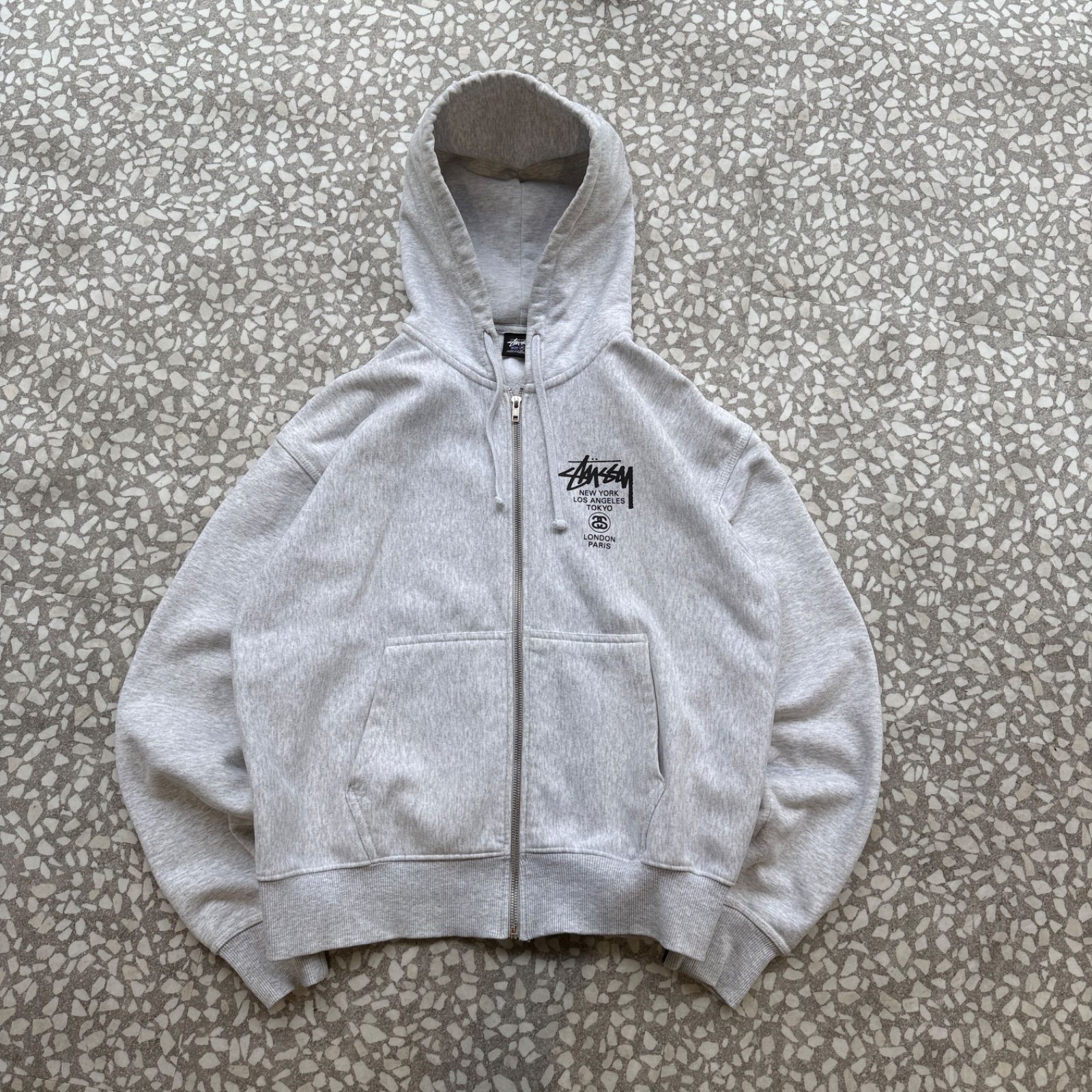 STUSSY / world tour zip hoodie sizeXL ステューシー 肉厚ジップ