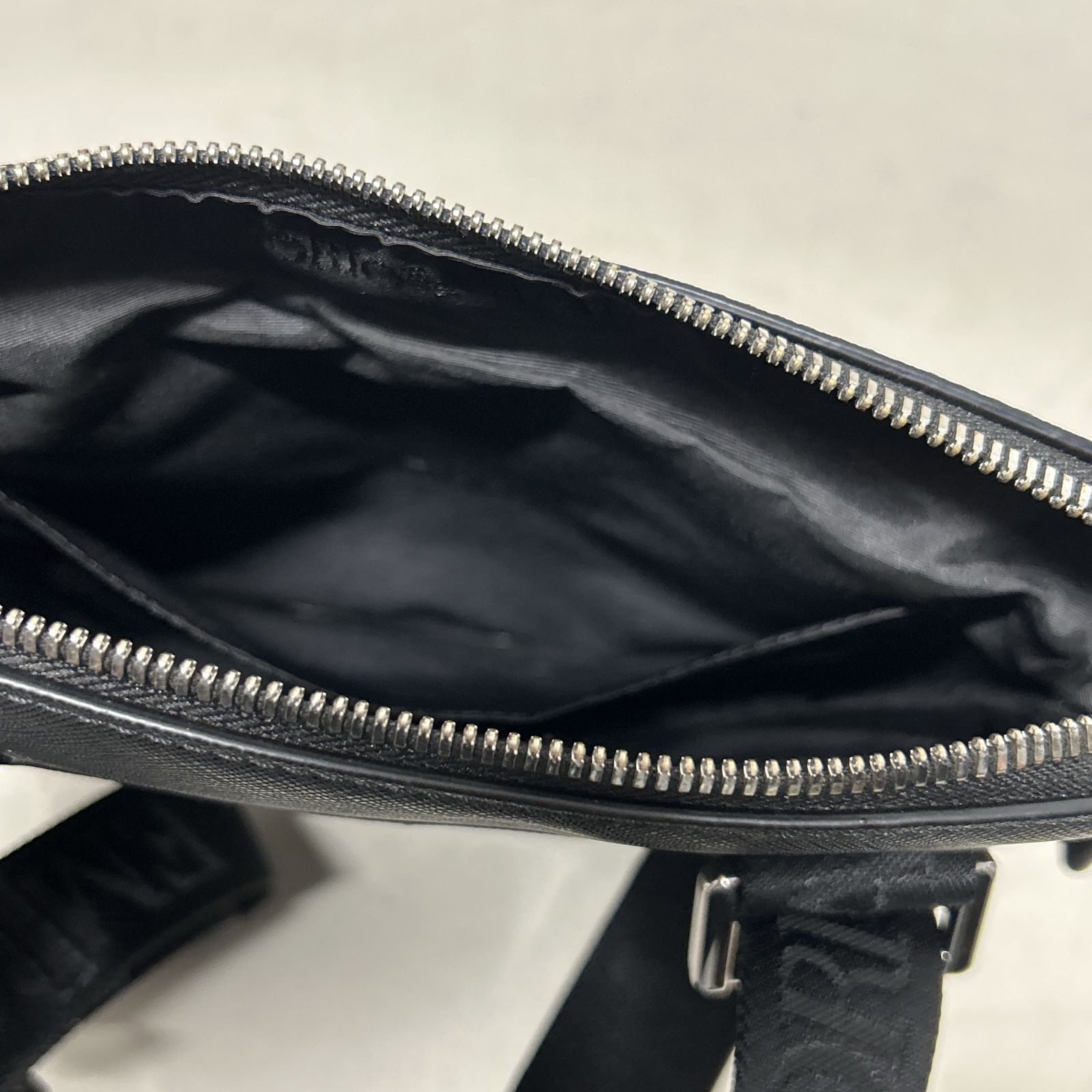 浜館79-2268] [店舗併売品] EMPORIO ARMANI エンポリオ アルマーニ ASV 