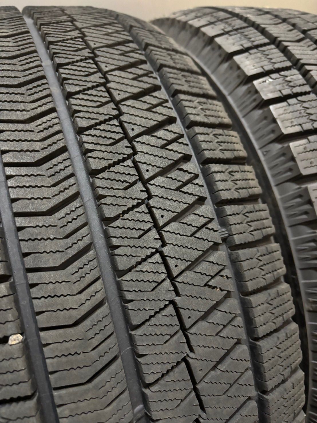 ☆205/55R16 BRIDGESTONE/VRX2 24年製 スタッドレス 4本 ブリヂストン 