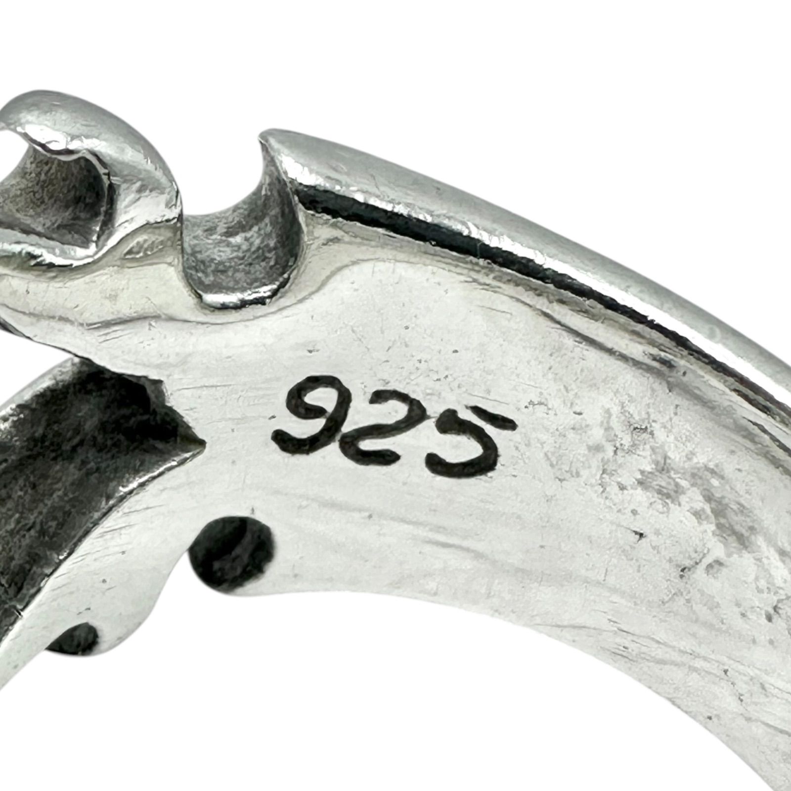 水を切る魚】 フィッシュボーン トライバル Silver 925 刻印 Design 
