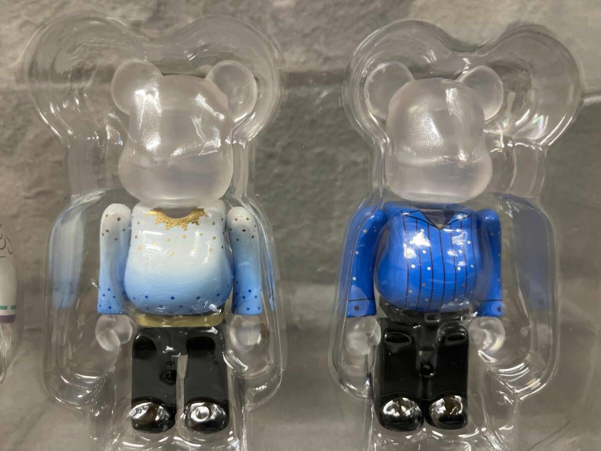 メディコム・トイ YUZU×BE@RBRICK for ANA 歴代衣装コレクション 100