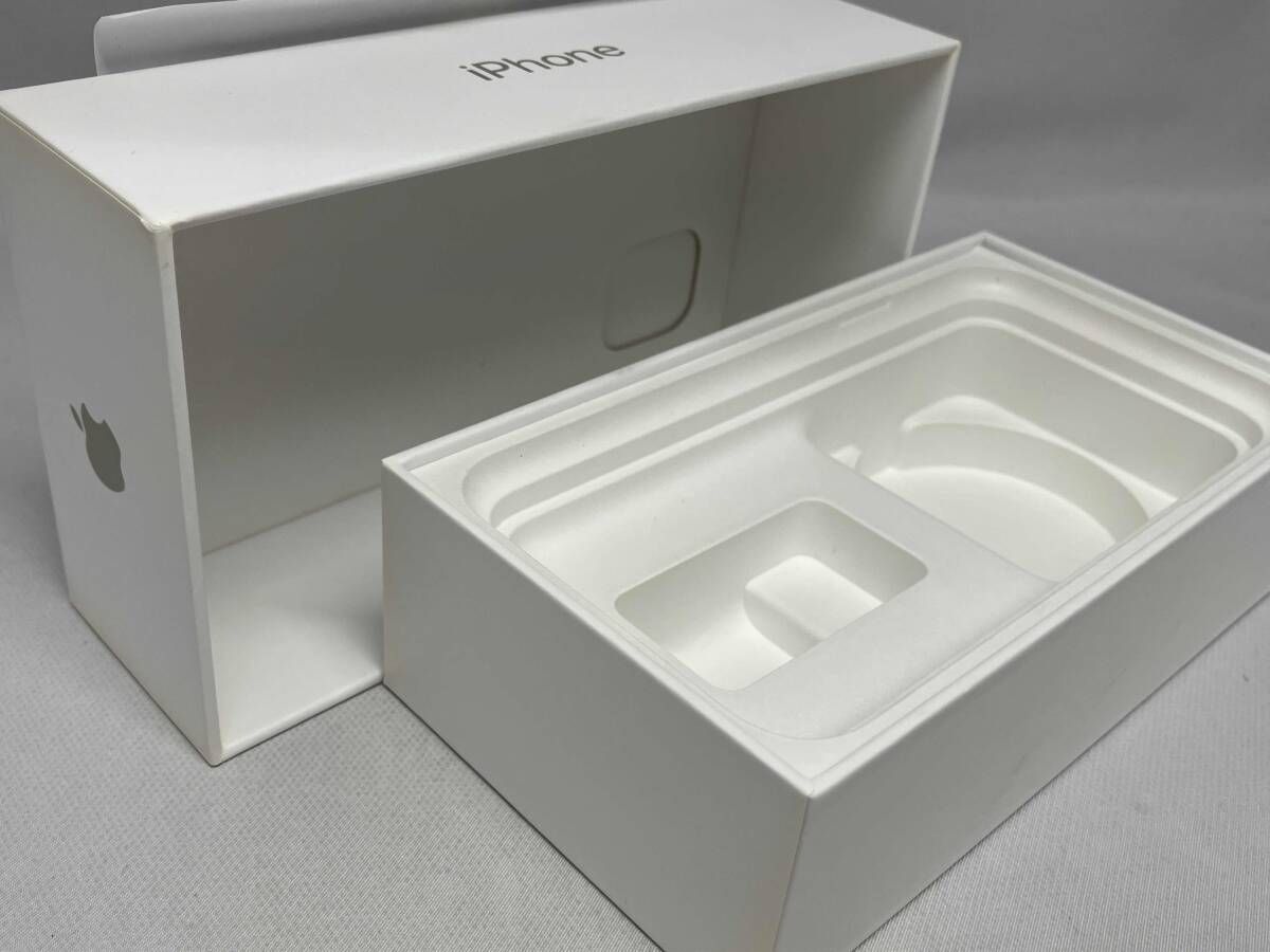 iPhone 11 64GB ホワイト SoftBank SIMフリー - メルカリ
