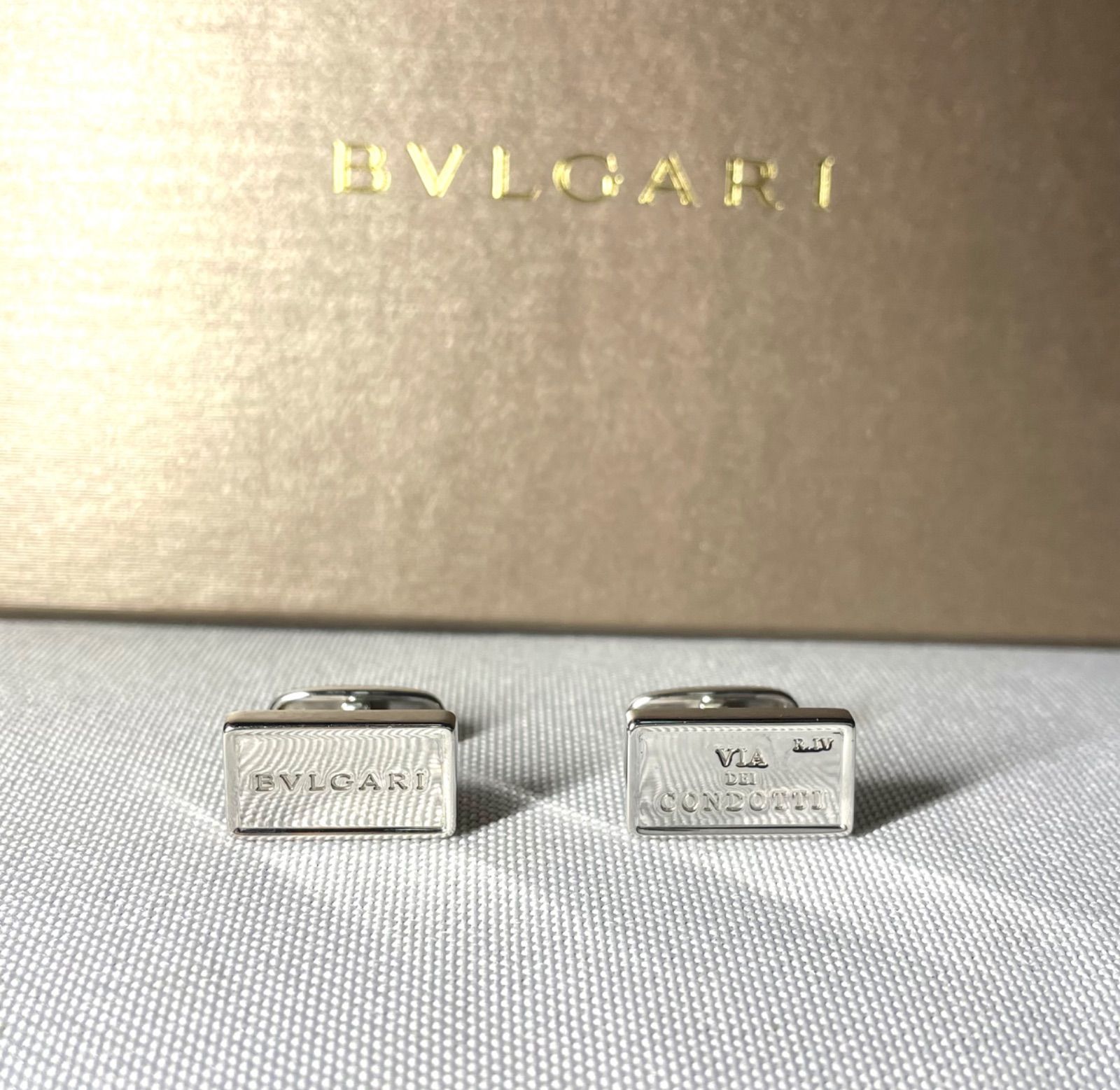 美品 希少 BVLGARI ブルガリ エンブレムロゴデザイン 鏡面スターリング