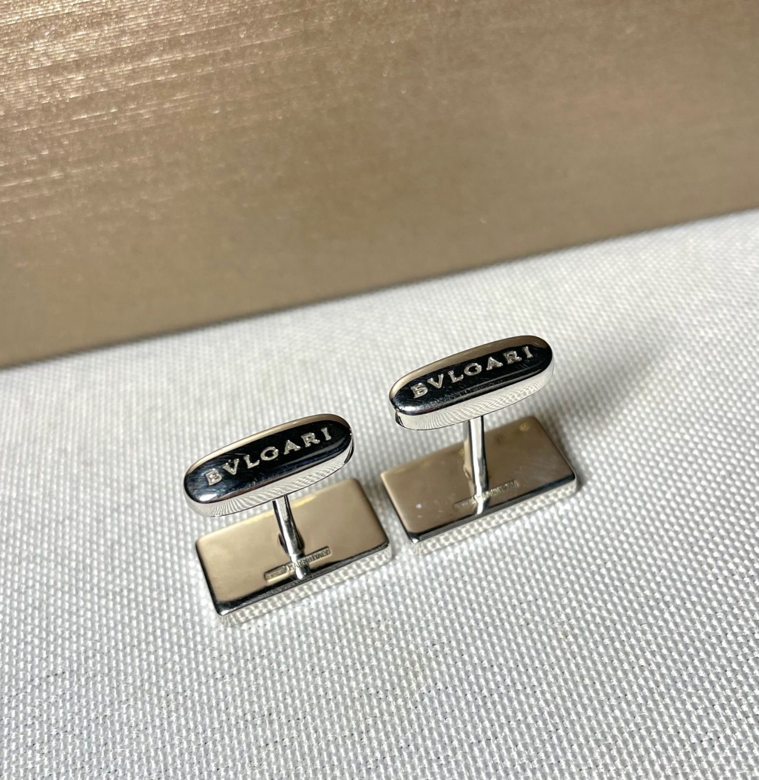 美品 希少 BVLGARI ブルガリ エンブレムロゴデザイン 鏡面スターリング