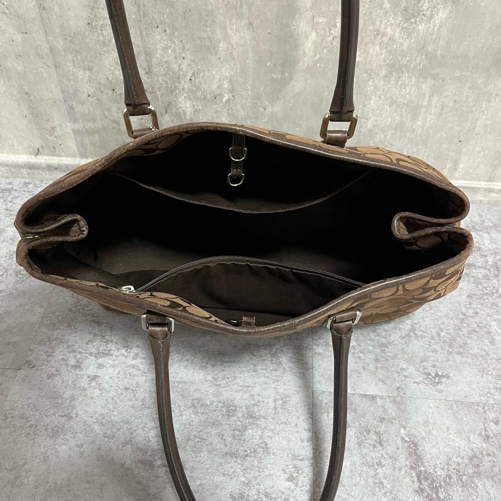 COACH】コーチ シグネチャー柄ハンドバッグ シグネチャーモチーフ 