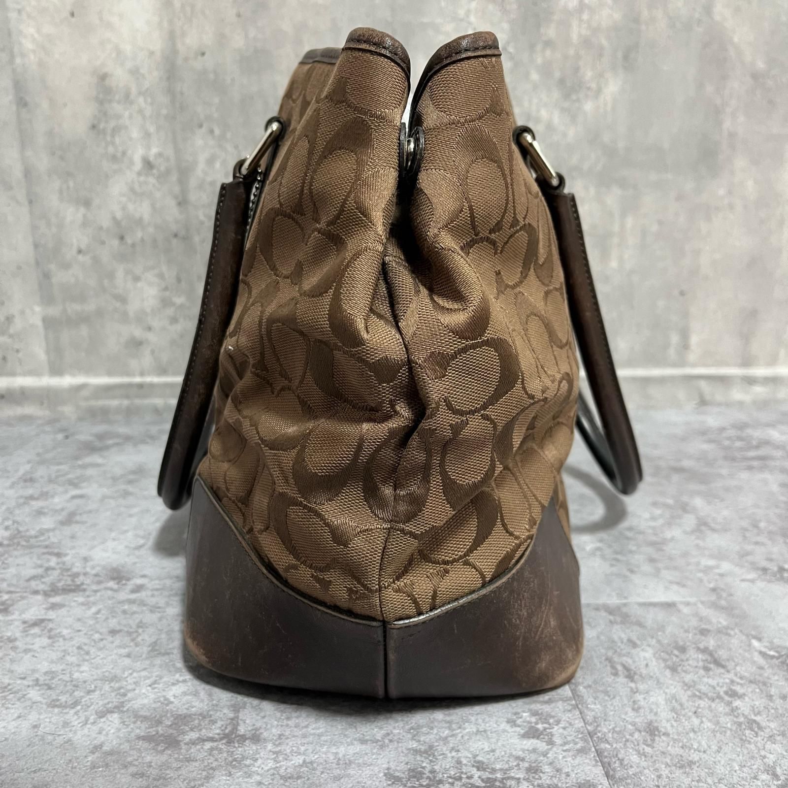 COACH】コーチ シグネチャー柄ハンドバッグ シグネチャーモチーフ 
