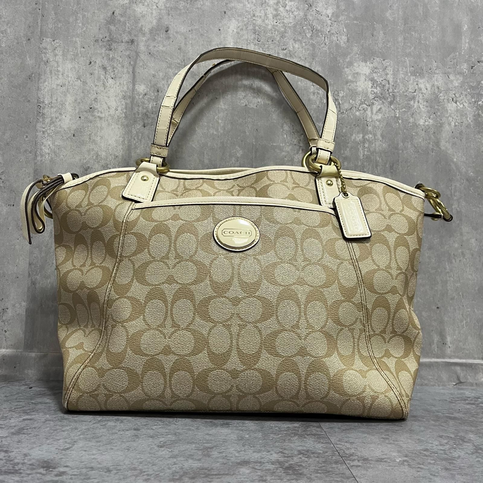 COACH】コーチ シグネチャー柄トートバッグ シグネチャーモチーフ PVC 