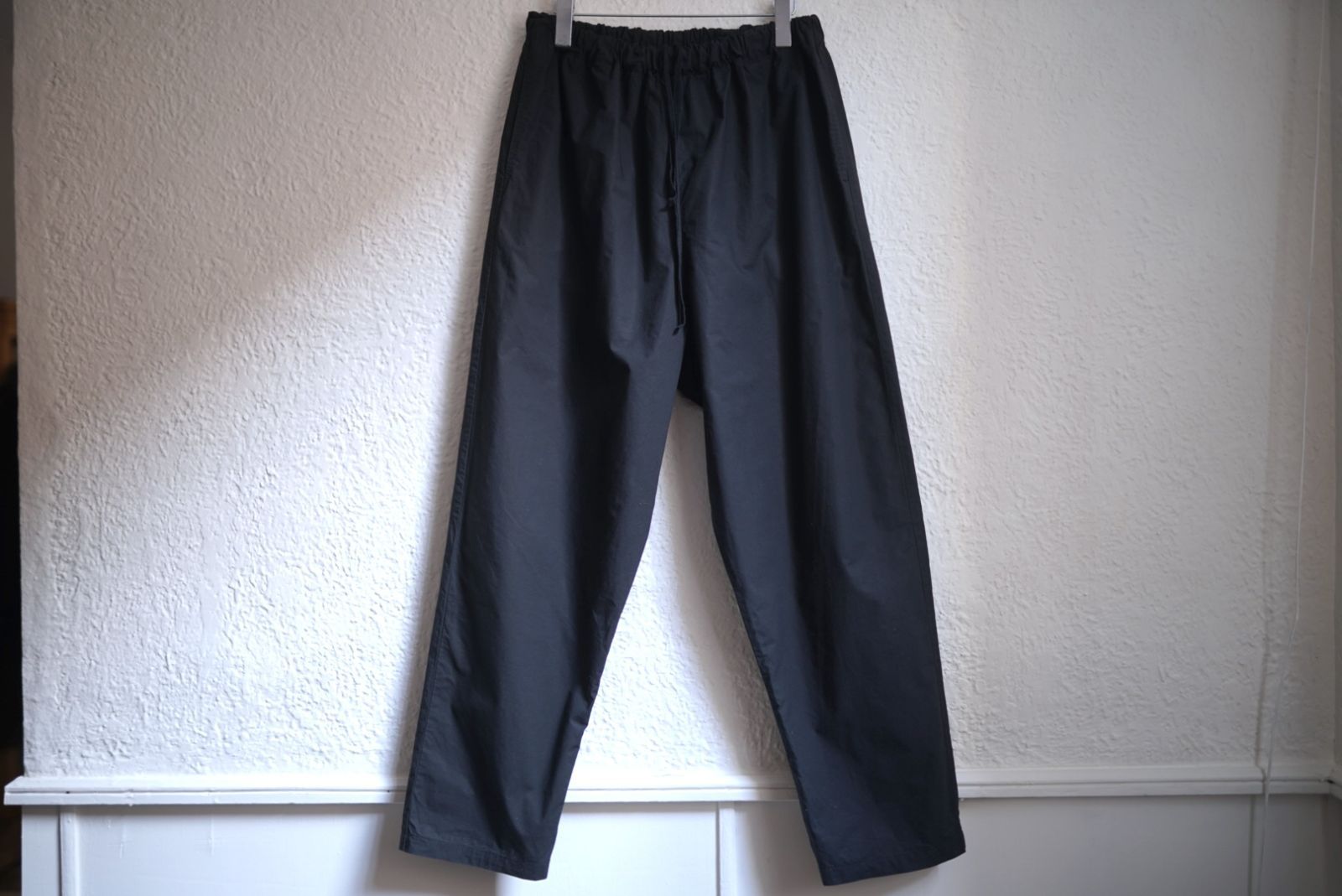 Yoli Cotton tapered pants yoli cotton tapered pants 24AW 【公式通販】