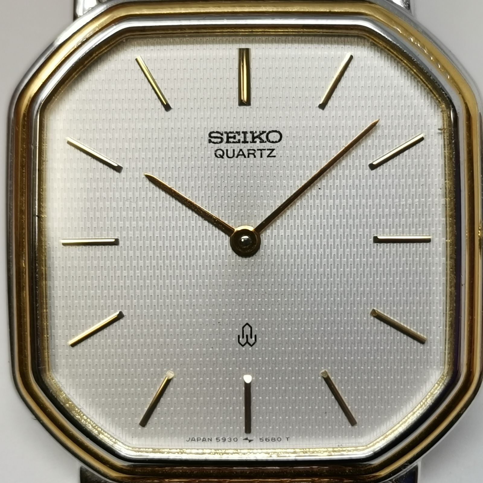 SEIKO セイコー アンティーク メンズ腕時計 クオーツ 電池切れのため 