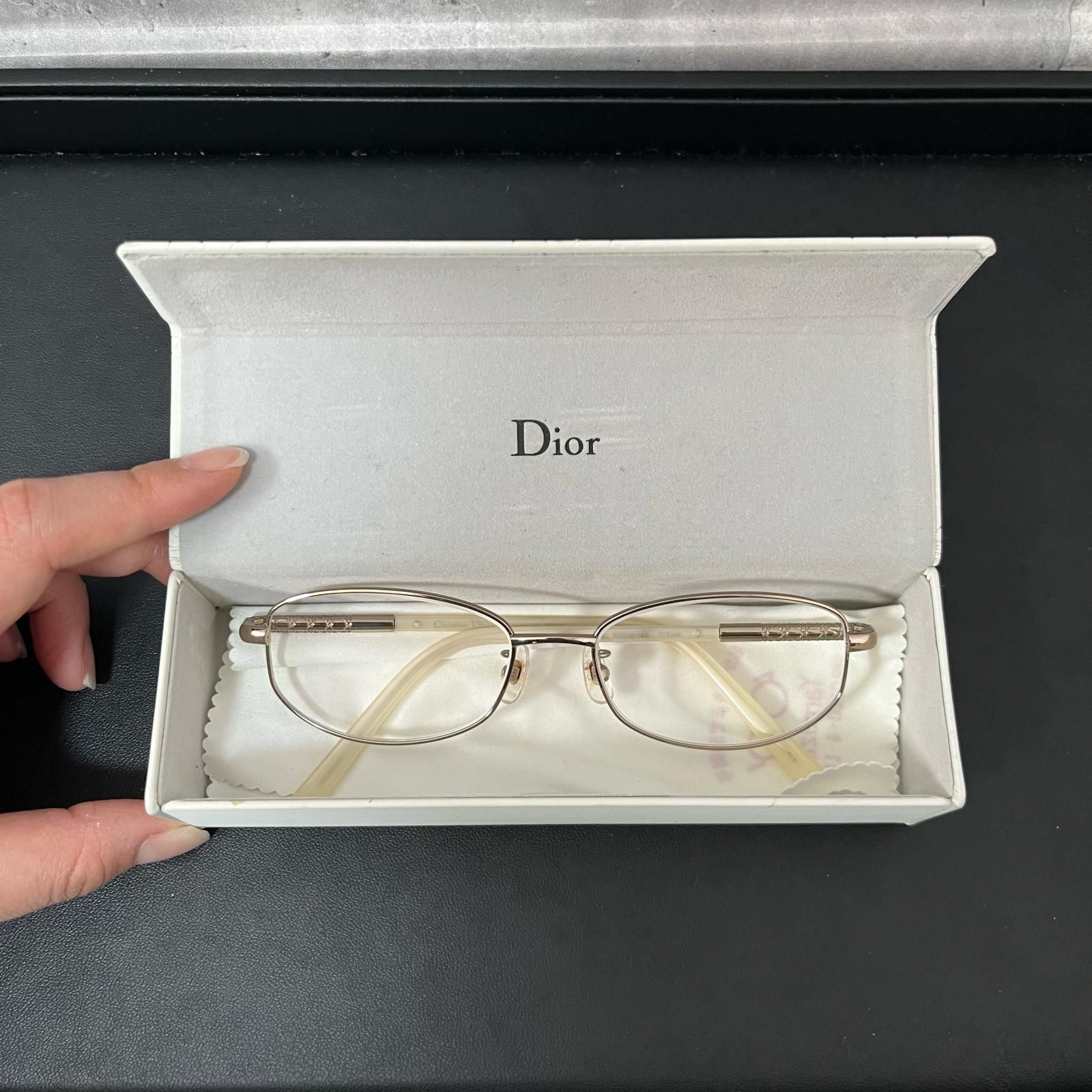 Dior チタン メガネ 透明 【公式通販】