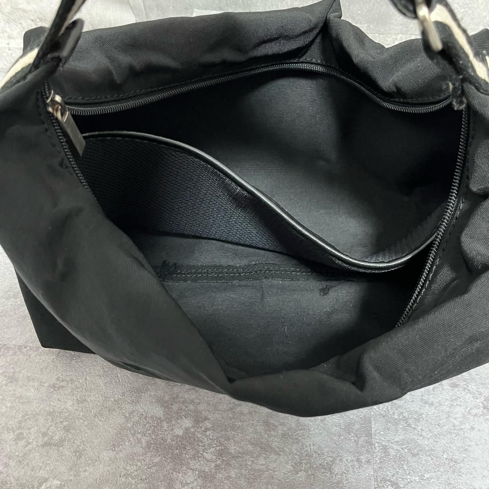 BALLY】バリー ワンショルダーバッグ シンプルデザイン レザー メンズ 