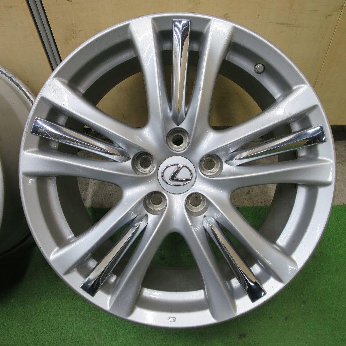 送料無料] 4本価格☆レクサス GS 450h 純正 ホイール 18インチ 18×8J
