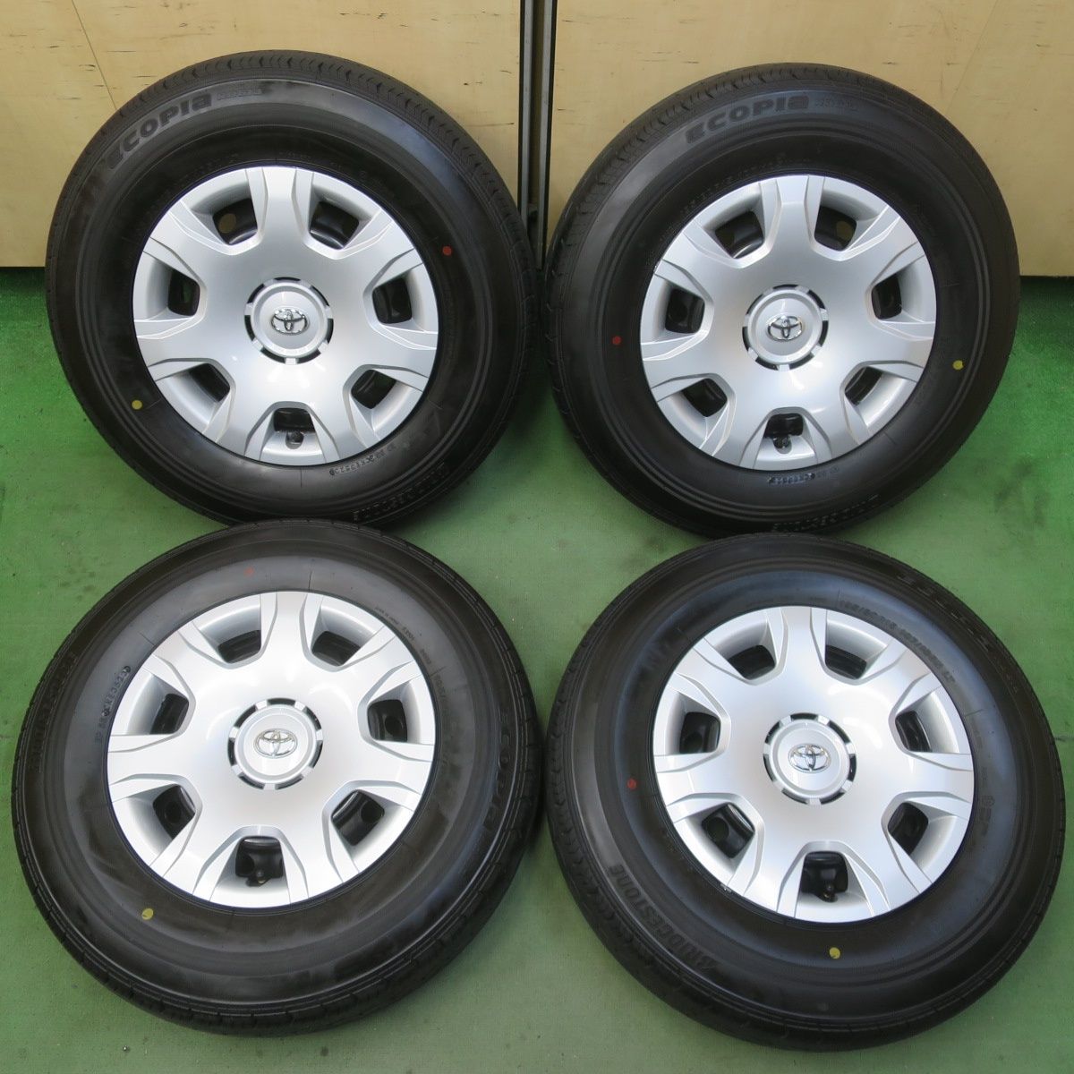 新車外し 2023年製 BS BRIDGESTONE ECOPIA RD613 195/80R15 107/105N LT 15インチ 夏タイヤ 4本 ハイエース キャラバン　(FJR29) クレジットカード QRコード決済可能 楽天市場】処分特価 4本セット 送料無料 新車外しタイヤ ブリヂストン
