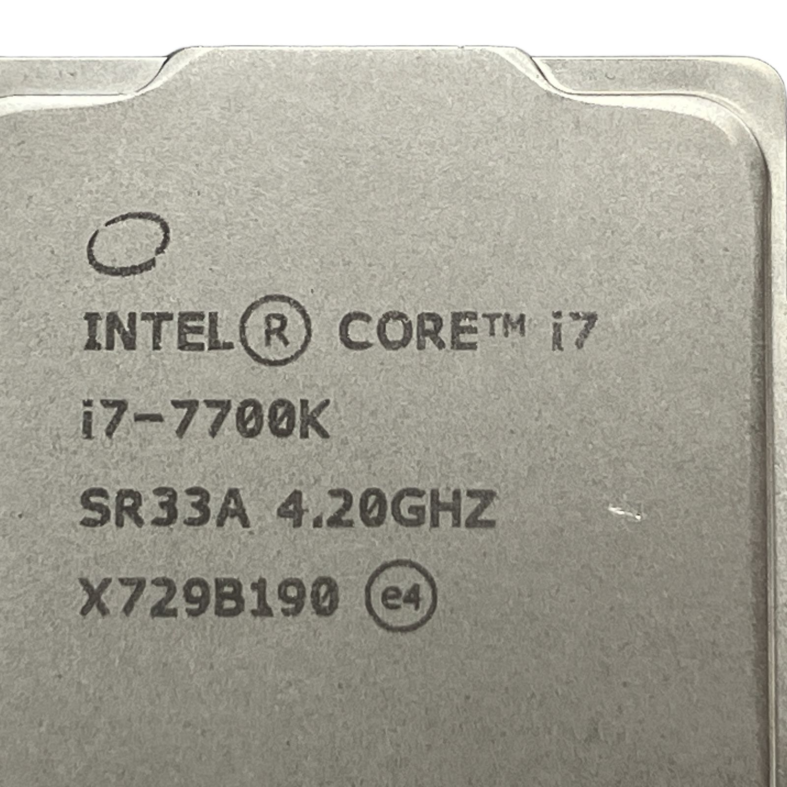 デスクトップパソコン Corei7-7700K ジャンク Core i7-7700Kを全コア5GHzに常時OC、プロ監修の映像編集PCが受注開始