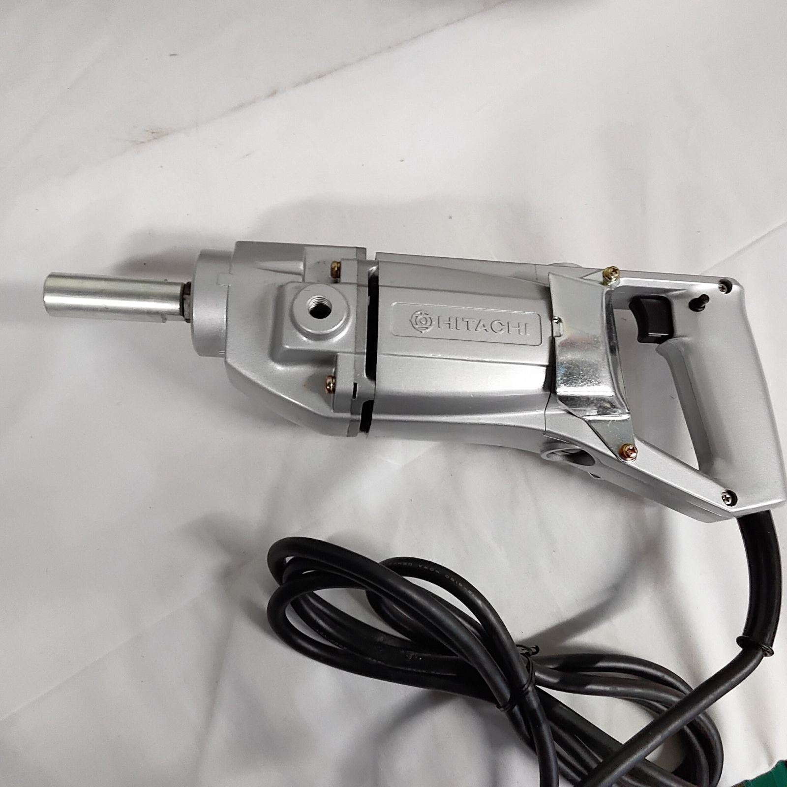 未使用 美品 通電確認済 日立 電気かくはん機 UM22 プロ用電動工具 塗料 接着剤 石膏 セメント クロスの糊 等 低速トルク 仕様 かなり重たいセメントでも大丈夫 フルセット W146