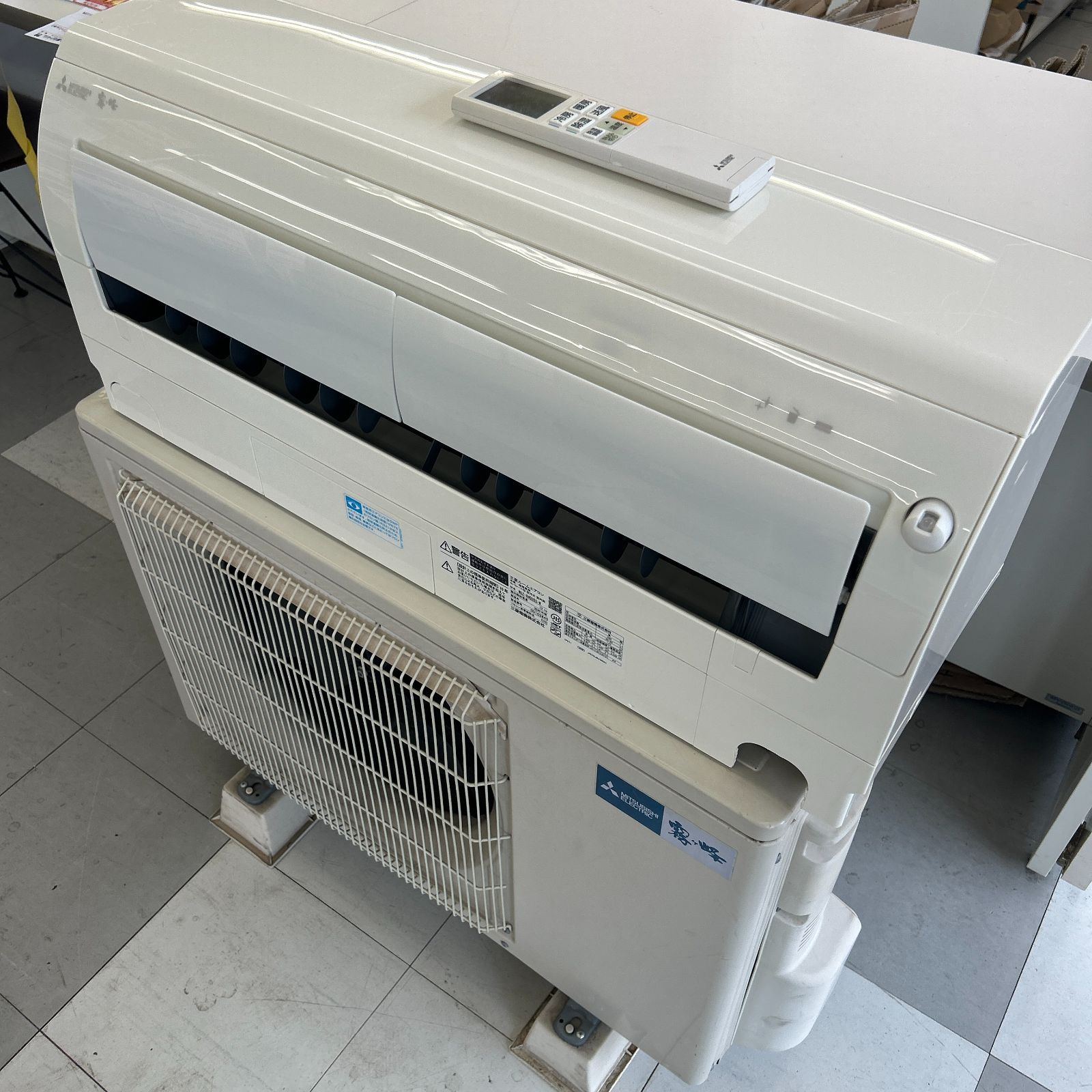 0119-011 ★リユースのサカイ春日部店★MITSUBISHI 三菱 ルームエアコン MSZ-GE4019S W 2019 0119-011 ☆リユースのサカイ春日部店☆MITSUBISHI 三菱 ルーム