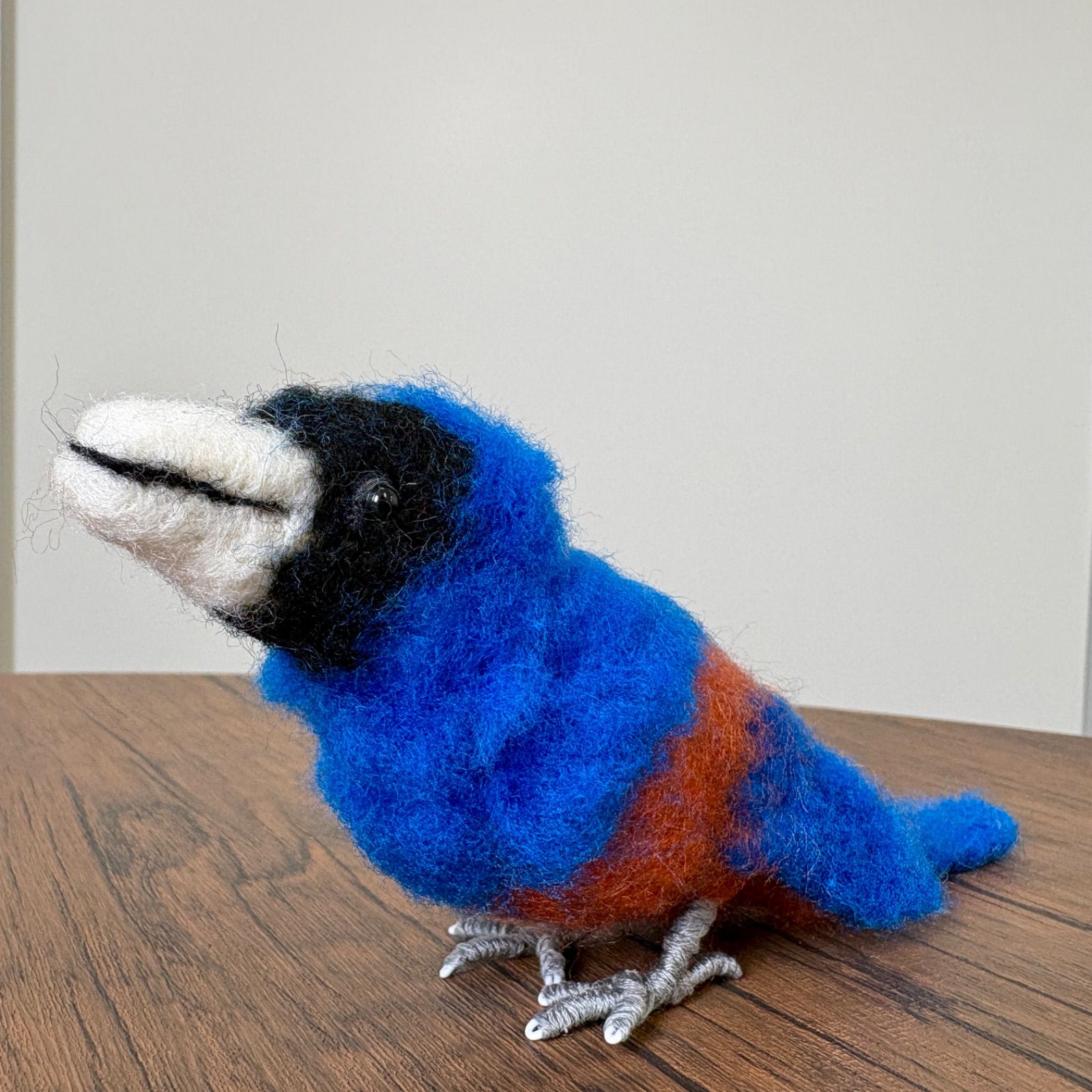 🌟羊毛フェルト つぶらな瞳のルリカケス／鮮やかブルーの癒し小鳥