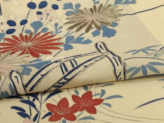 平和屋着物＊夏物　振袖　絽　駒刺繍　風景草花文　銀彩　正絹　逸品　AABH6436jd 平和屋着物＊夏物 振袖 絽 駒刺繍 風景草花文 銀彩 正絹 逸品