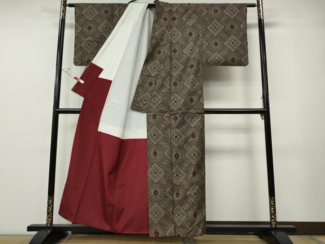 平和屋着物●本場大島紬　龍郷絣　菱花文　正絹　逸品　CABE7175ut 平和屋着物○本場大島紬 龍郷絣 菱花文 正絹 逸品 CABE7175ut - メルカリ