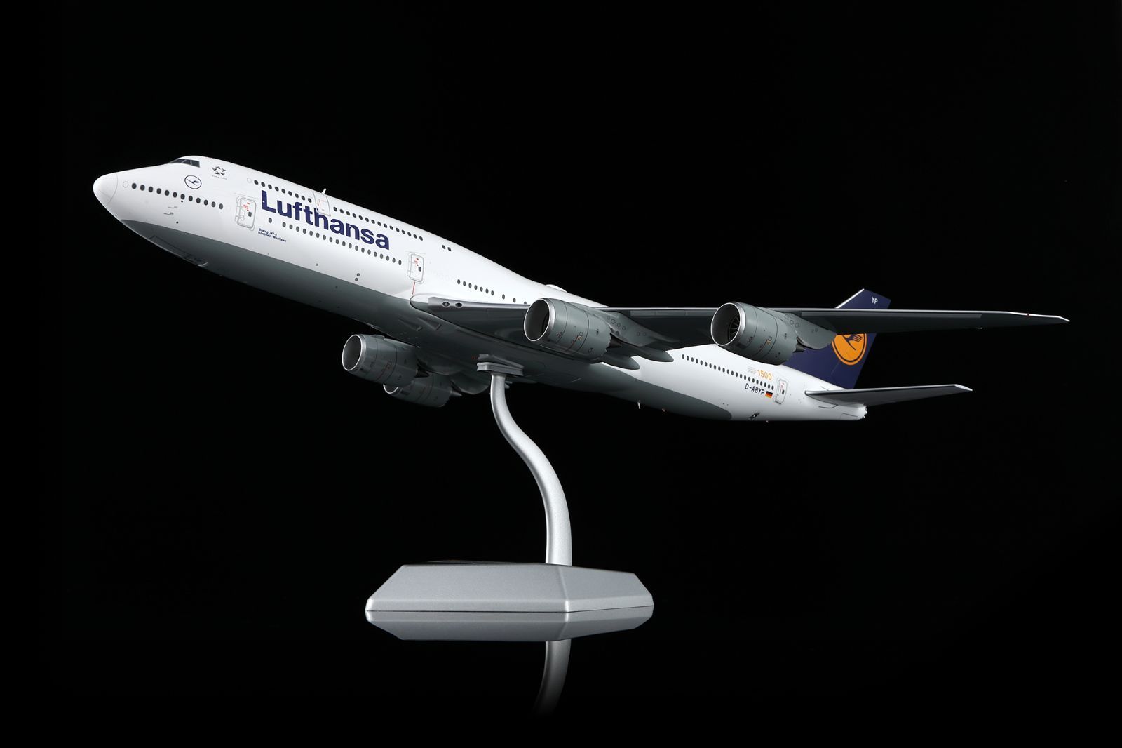 SQwings ルフトハンザ 747-8 D-ABYP 1/200 L2106 - メルカリ