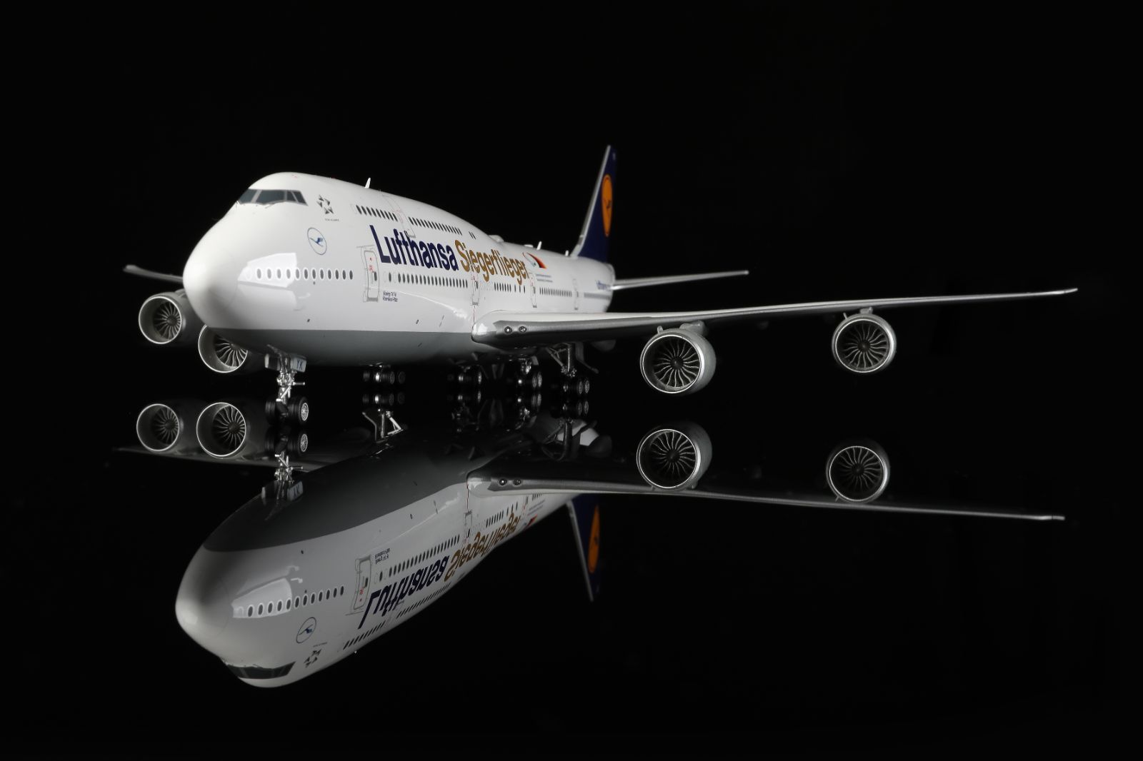 SQwings ルフトハンザ 747-8 D-ABYT 1/200 L2087 - メルカリ