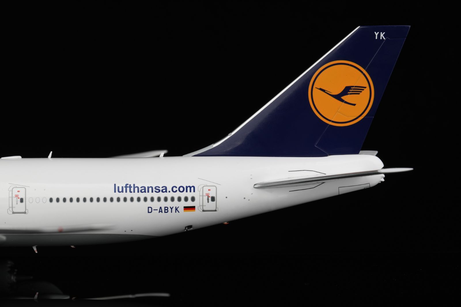 SQwings ルフトハンザ 747-8 D-ABYT 1/200 L2087 - メルカリ