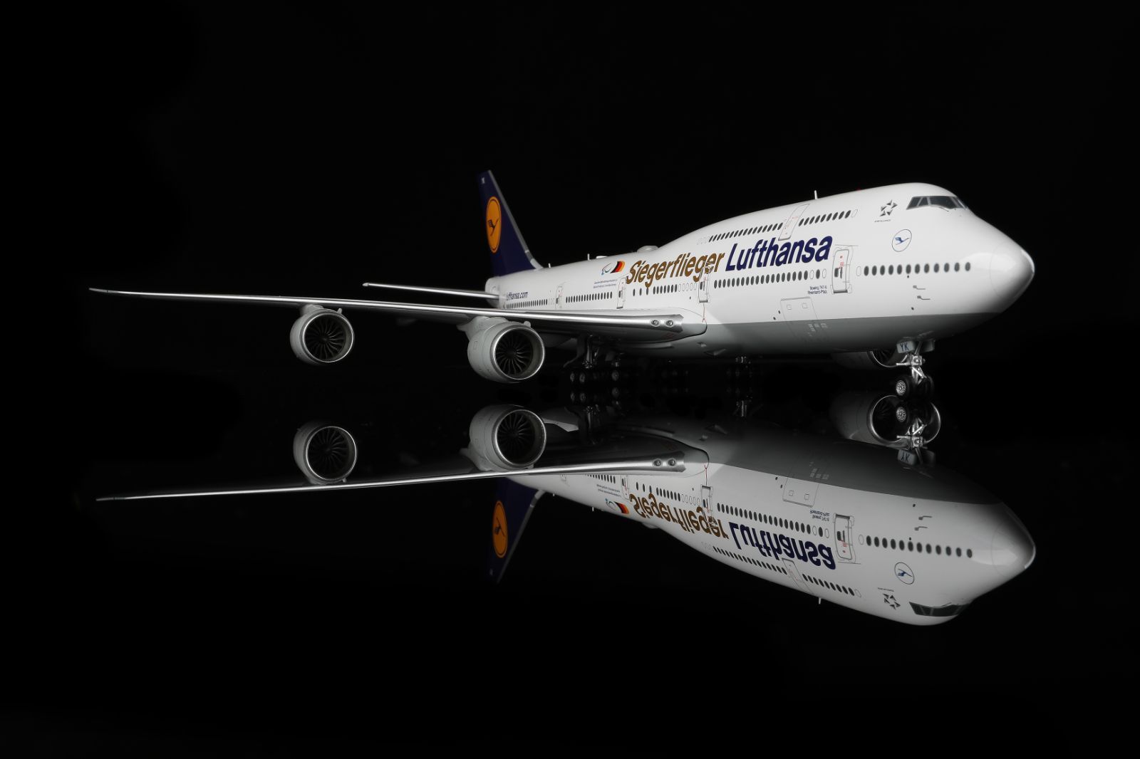 SQwings ルフトハンザ 747-8 D-ABYT 1/200 L2087 - メルカリ