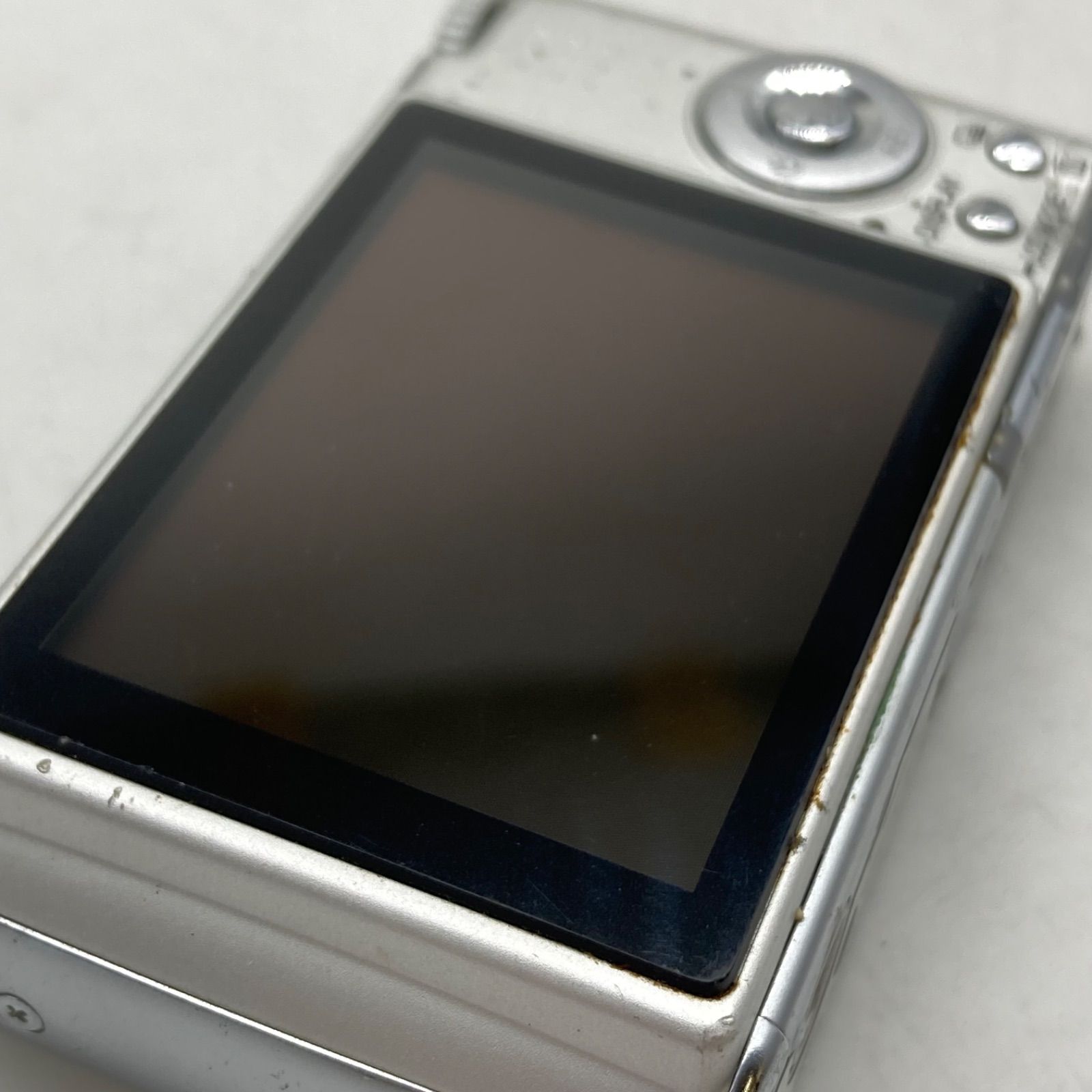 UA788【訳あり】Panasonic デジタルカメラ LUMIX DMC-FX01 シルバー