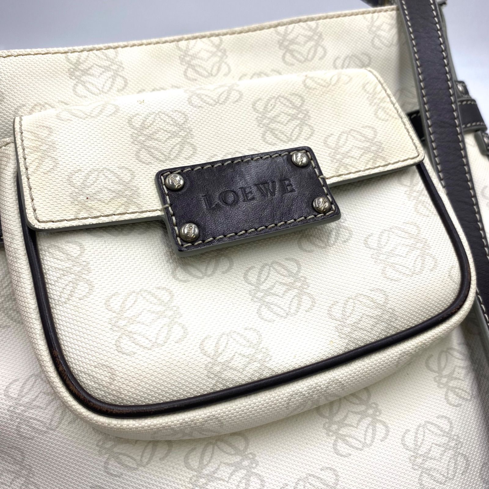 LOEWE ロエベ アナグラム モノグラム ショルダーバッグ メッセンジャー 