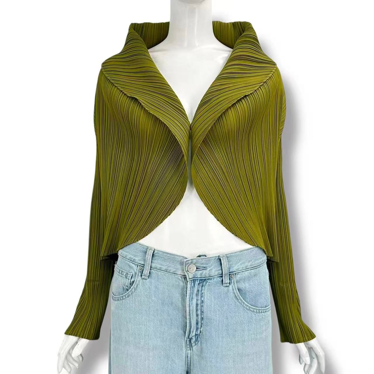 極美品 ISSEY MIYAKE イッセイミヤケ PLEATS PLEASE プリーツプリーズ