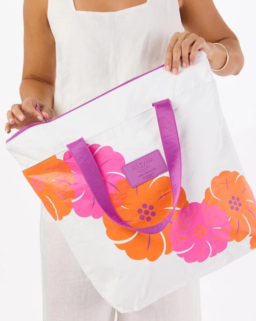 完売品・新品】ALOHA Collection x Hawaiian Airlines *Day Tripper 