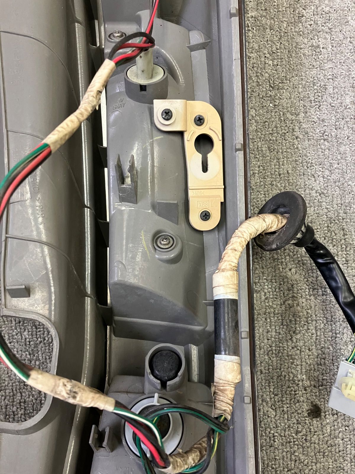 ホンダ ストリーム RN6 RN7 RN8 RN9 後期型 テールランプ 左 助手席側 
