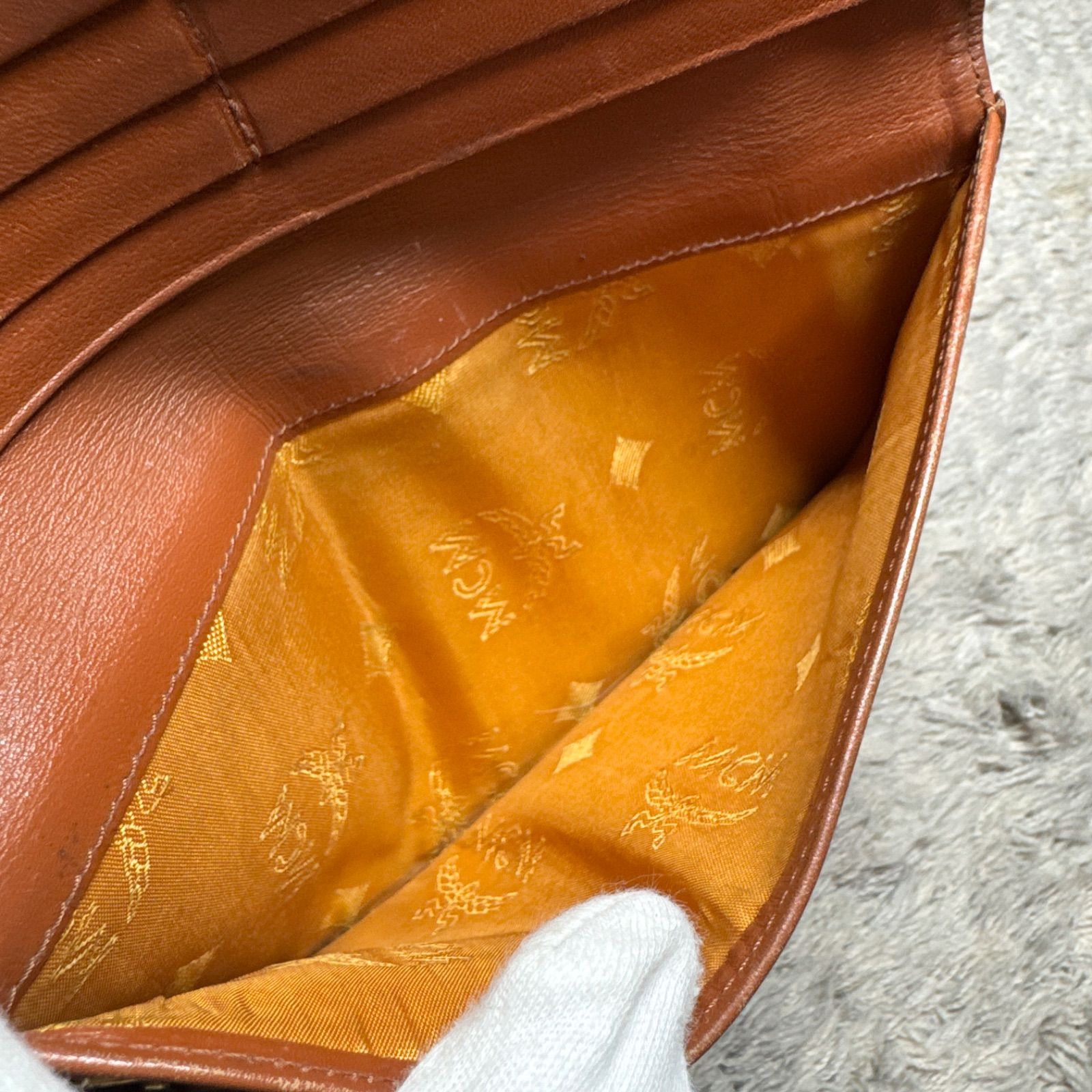 MCM エムシーエム 長財布 レザー シグネチャー ブラウン - メルカリ