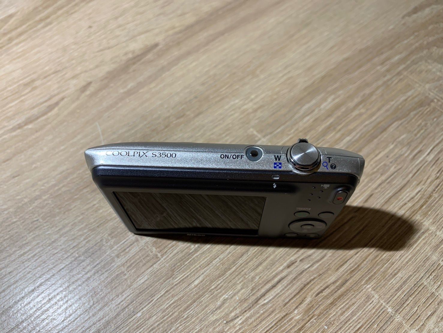 9775 Nikon COOLPIX S3500 シルバー デジカメ ジャンク品【ネ】 - メルカリ