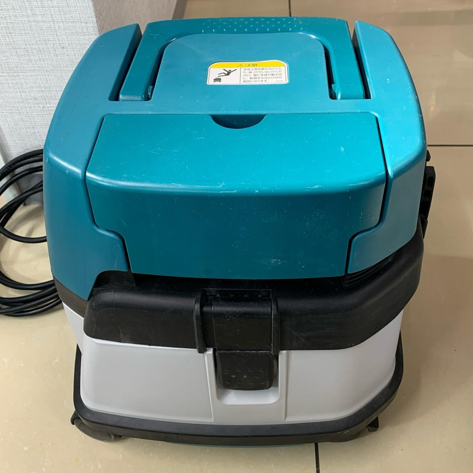 山口)下松市より　マキタ 乾式専用 業務用 無段変速 集じん機 モデル484　BIZHC02H MAKITA マキタ 乾式専用業務用無段変速集じん機 484 - メルカリ