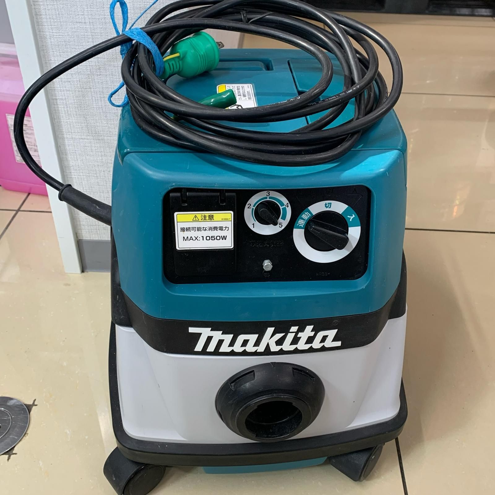MAKITA マキタ 乾式専用業務用無段変速集じん機 484 - メルカリ