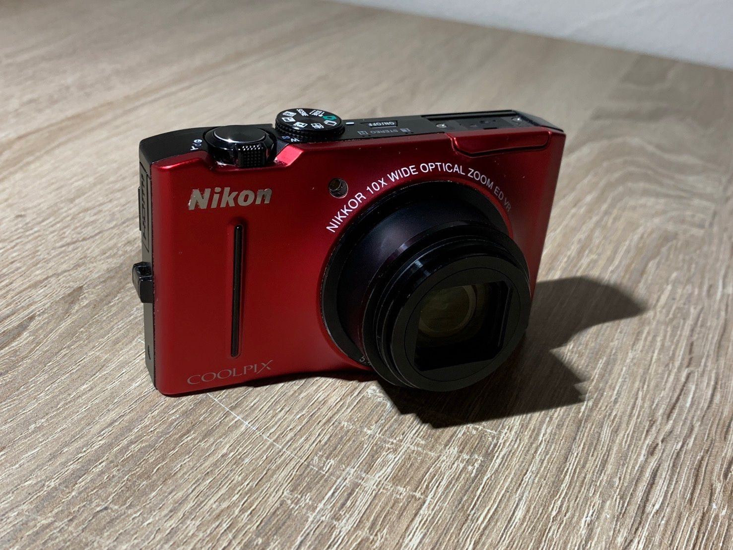 OneMall provides Mercari products: 9772 Nikon COOLPIX S8100 レッド