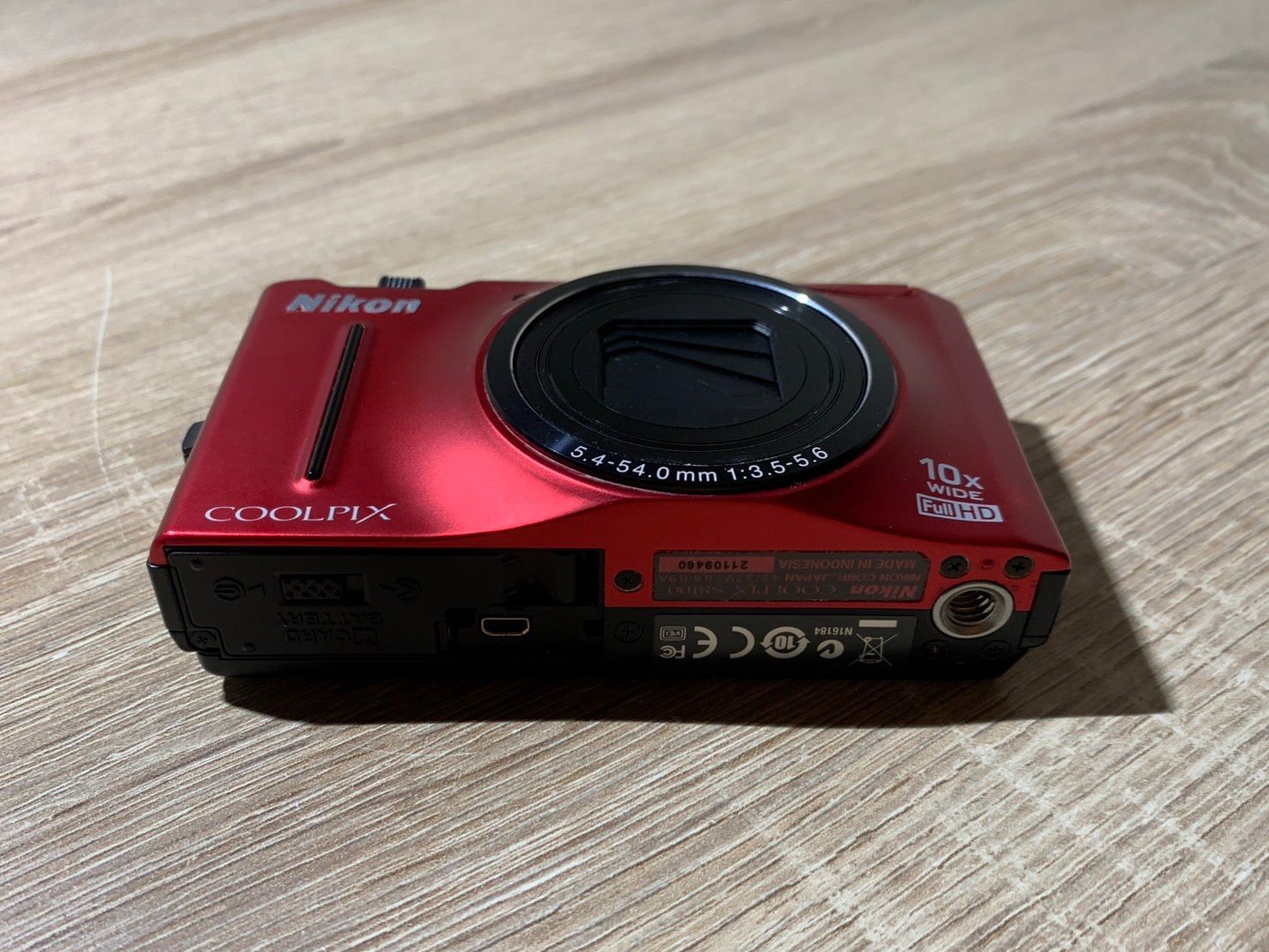OneMall provides Mercari products: 9772 Nikon COOLPIX S8100 レッド