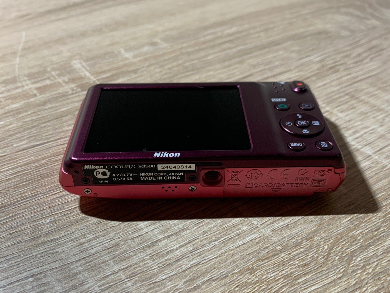 9773 Nikon COOLPIX S3500 ピンク デジカメ 動作確認済み やや訳アリ 