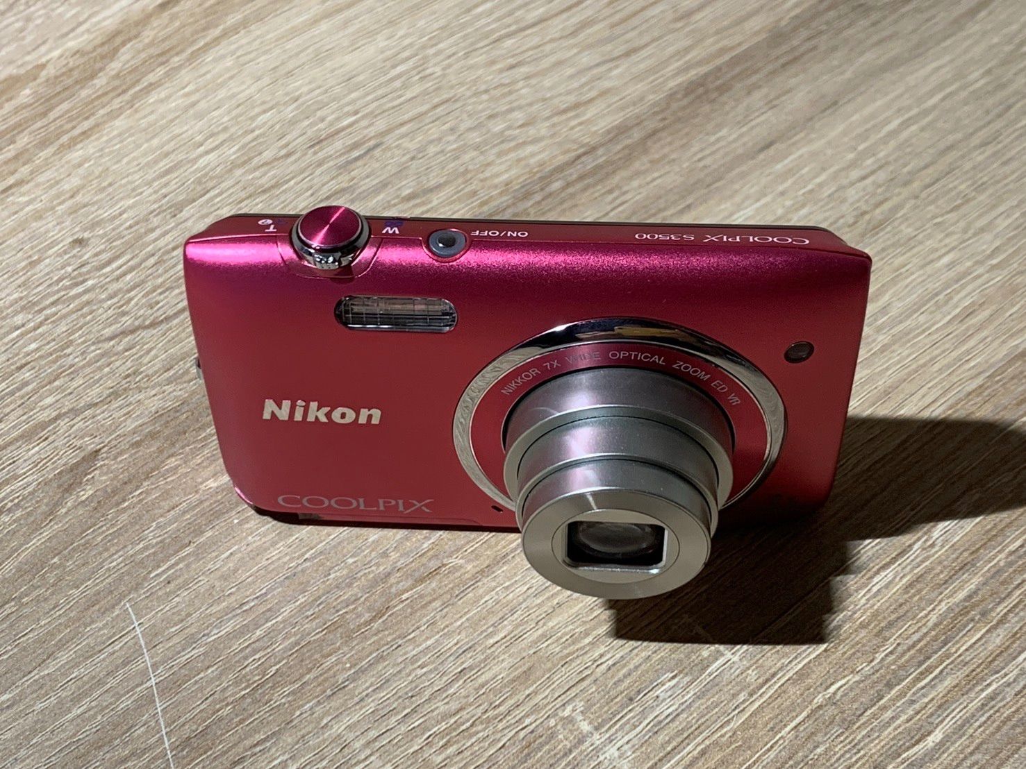 9773 Nikon COOLPIX S3500 ピンク デジカメ 動作確認済み やや訳アリ