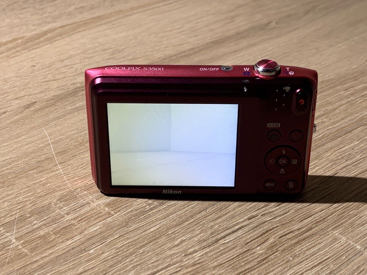 9773 Nikon COOLPIX S3500 ピンク デジカメ 動作確認済み やや訳アリ