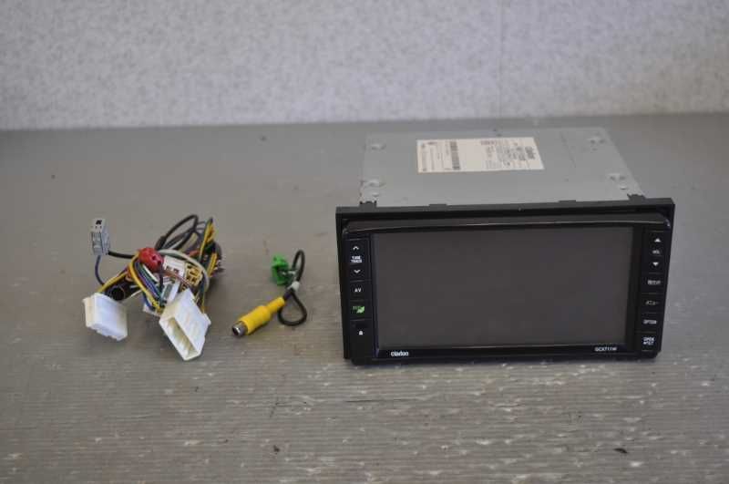 スバル純正 メモリーナビ カーナビ ナビ (GP7 GP2) インプレッサ スポーツ 2.0i 前期 GCX711W s023526B 4,150円
