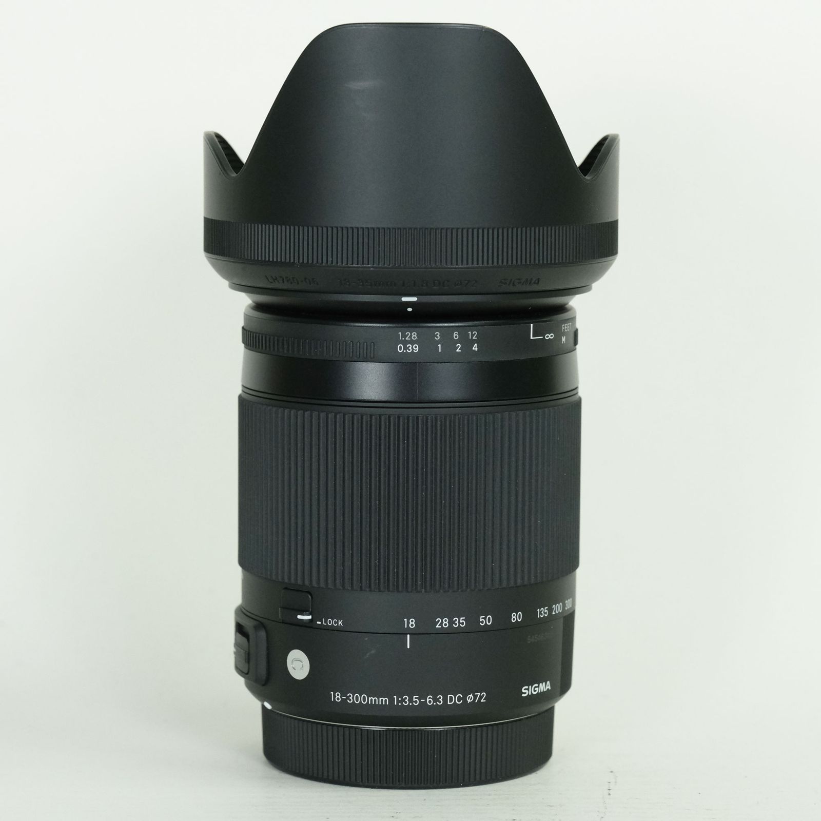 動確済 美品 シグマ 18-300 3.5-6.3 C DC OS EF#675 美品 SIGMA 18-300mm F3.5-6.3 DC MACRO 中古シグマ 18-300mm F3.5-6.3