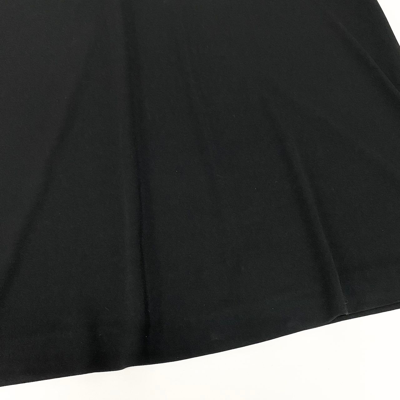 48ⅾ15 LEONARD FASHION レオナール ノースリーブカットソー カンカン素材 薄手 トップス サイズL 無地 ブラック レディース 女性用u02t 48ⅾ15 LEONARD FASHION レオナール ノースリーブカットソー カンカン