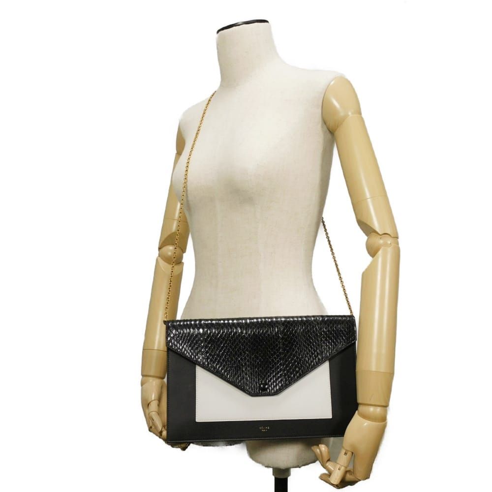 CELINE セリーヌ チェーン クロスボディ スムース ラムスキン スネーク ホワイト バイカラー ゴールド 2WAY クラッチバッグ 旧ロゴ 箔押し ブラック ショルダーバッグ 105204 CELINE - CELINE セリーヌ チェーン クロスボディ スムース ラムスキン