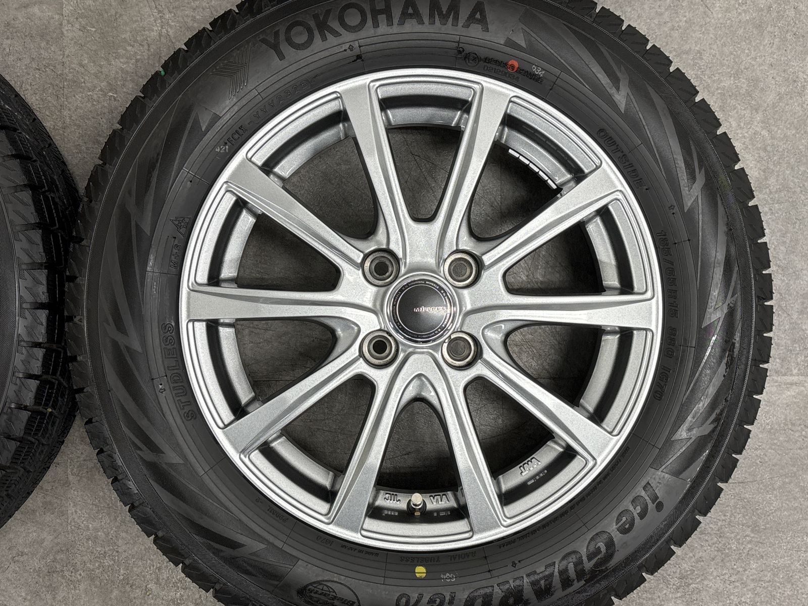 美品 バリ溝】ミルアス 15in 5.5J +42 PCD100 ヨコハマ アイスガード 